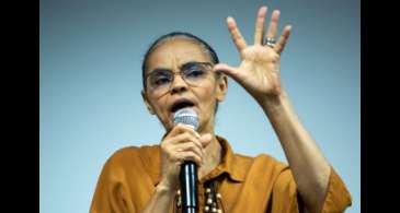 Marina Silva recebe alta hospitalar após tratar da covid-19