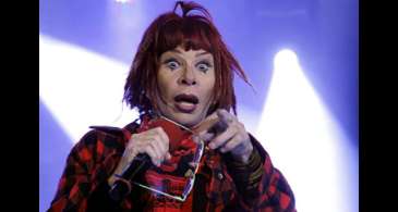 Atingida pela censura, Rita Lee modernizou a música brasileira