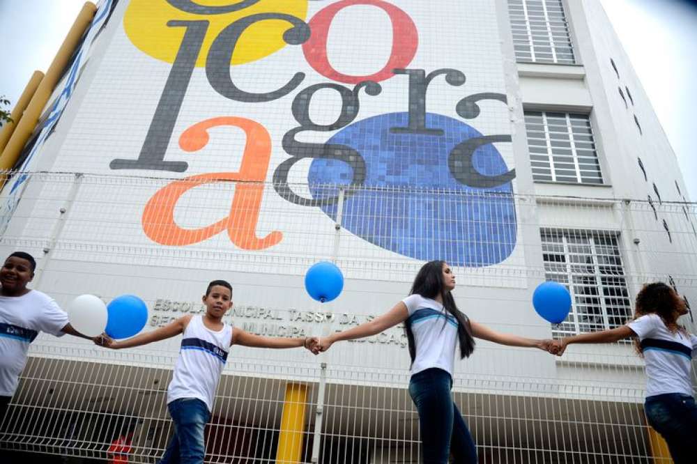 Alerj propõe ações para combater violência nas escolas