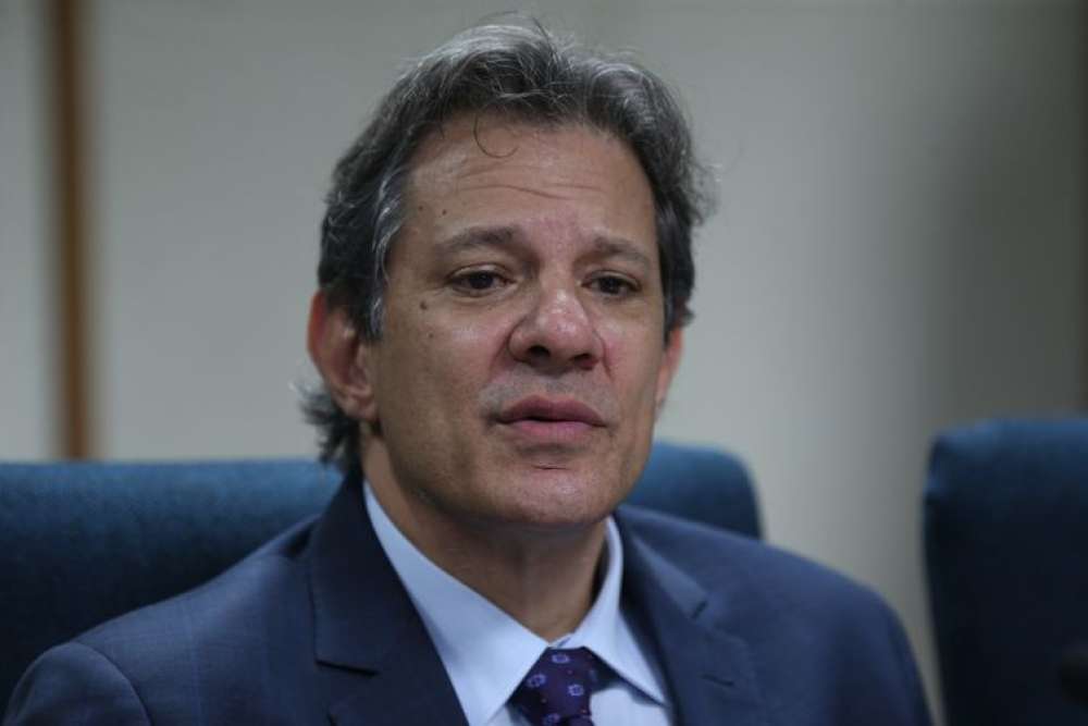 Haddad busca apoio americano para solução da crise da Argentina