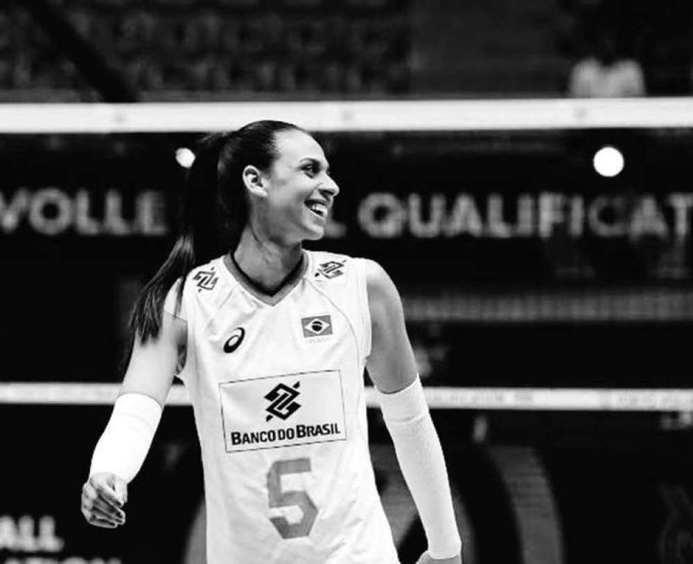 Ana Paula Borgo, ex-seleção brasileira de vôlei, morre aos 29 anos