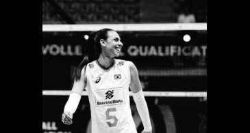 Ana Paula Borgo, ex-seleção brasileira de vôlei, morre aos 29 anos