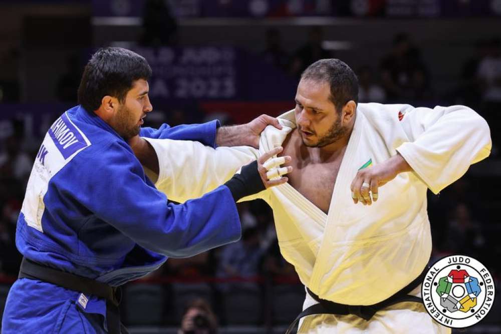 Brasil garante bronzes com Rafael Silva e Bia Souza no Mundial de judô