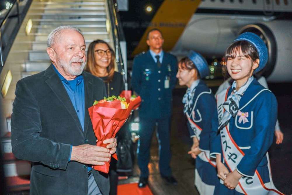 Lula desembarca no Japão para Cúpula do G7