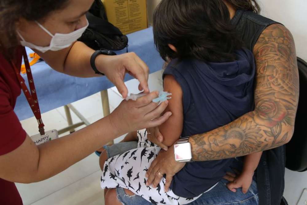 Amazonas realiza Dia D de multivacinação de crianças e adolescentes