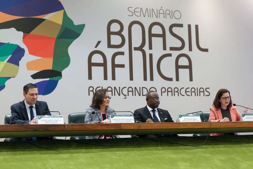 Governo anuncia retomada de parcerias entre Brasil e países africanos