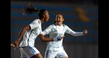 Cruzeiro bate Flamengo por 3 a 1 no Brasileiro Feminino