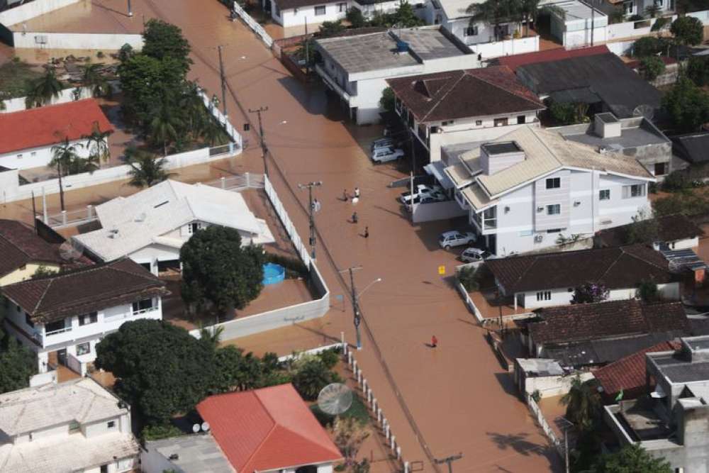 Maior parte do Brasil tem alerta de risco por causa da chuva