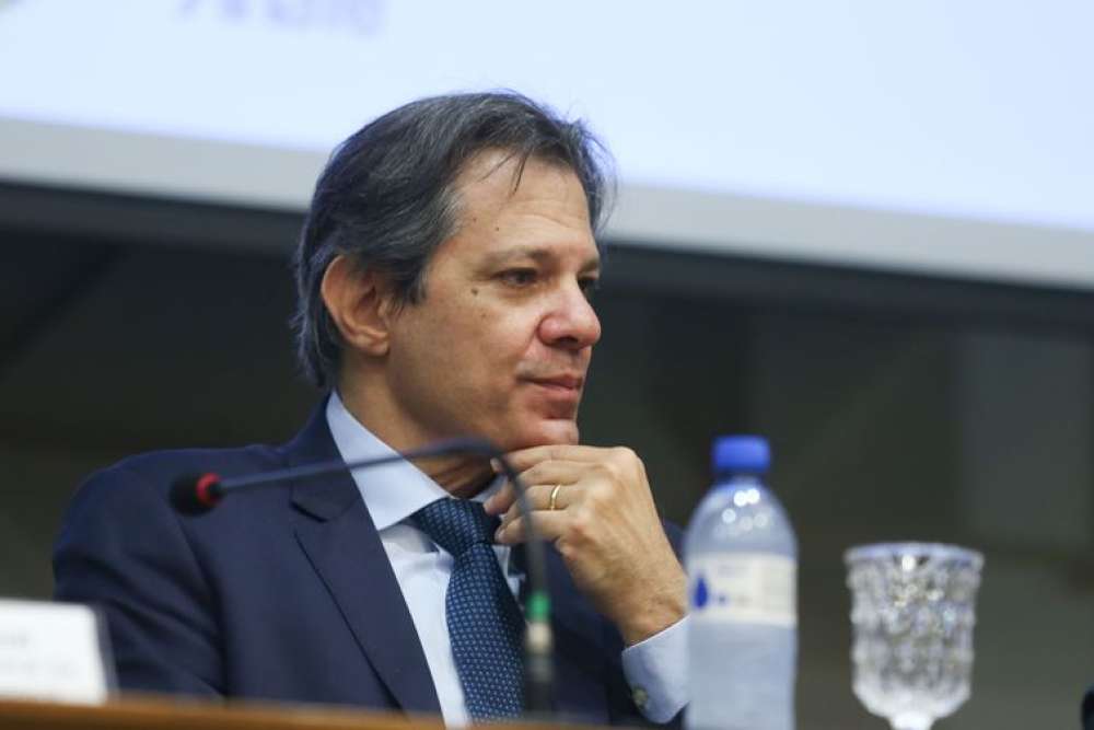 Haddad critica lobby por desoneração de impostos