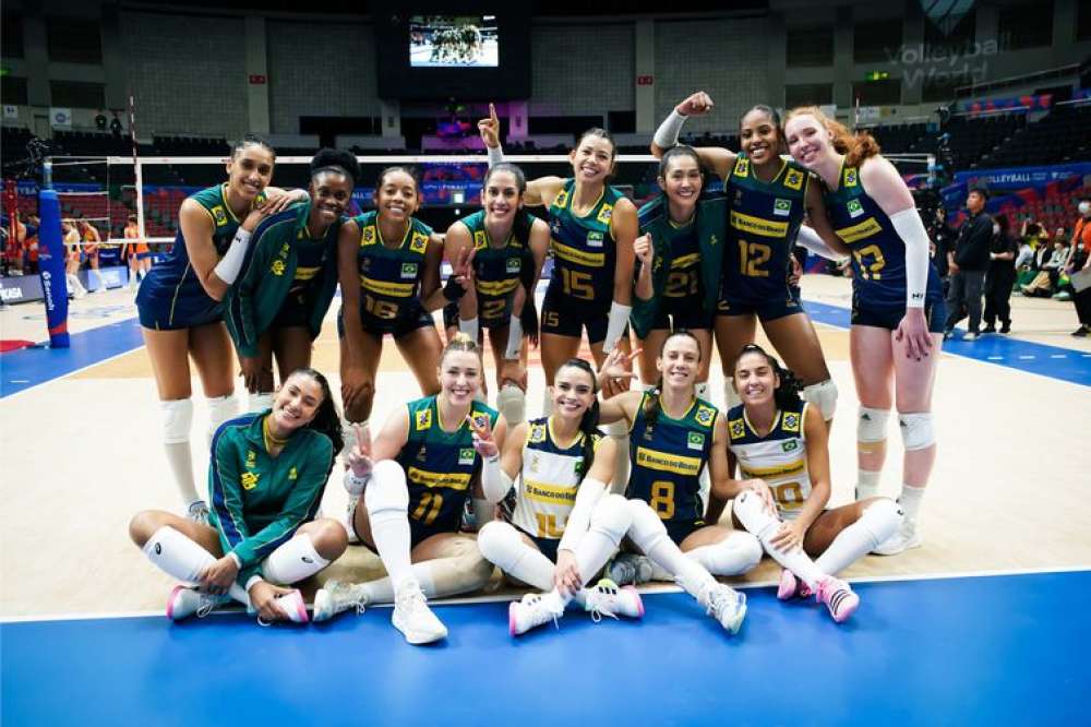 Seleção feminina vence a primeira na Liga das Nações de vôlei