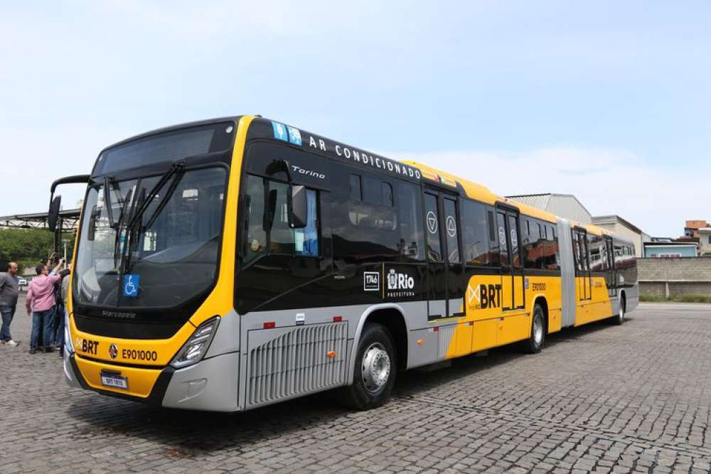 Programa para baratear carros agora vai priorizar ônibus e caminhões