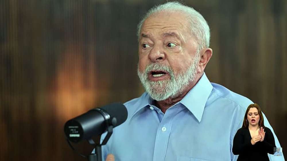 Estou extremamente satisfeito, diz Lula sobre seis meses de governo