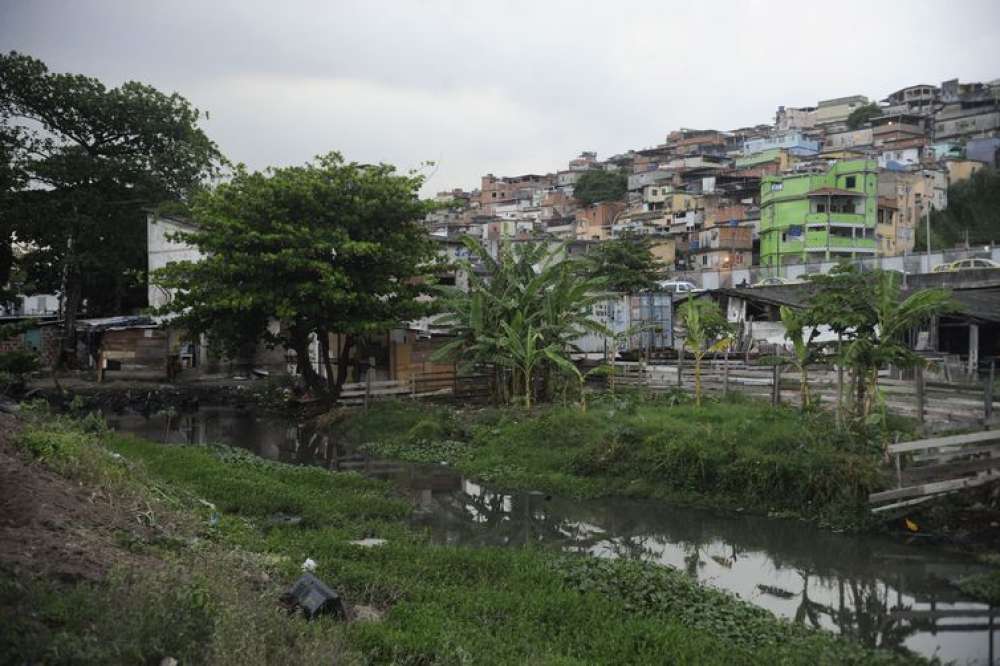 Conexão Saúde reduziu mortalidade por covid-19 em favelas da Maré 