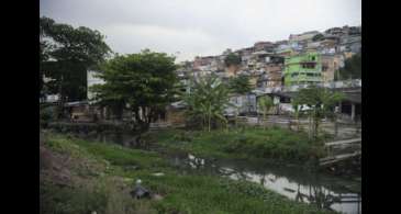 Conexão Saúde reduziu mortalidade por covid-19 em favelas da Maré 