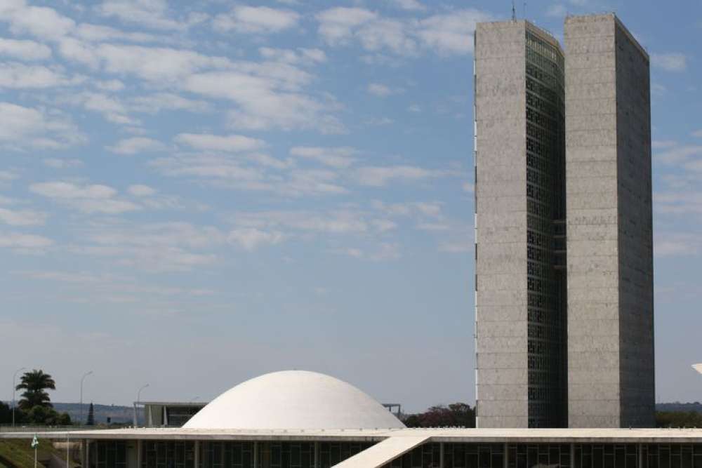 Conselho de Ética abre processo contra cinco senadores