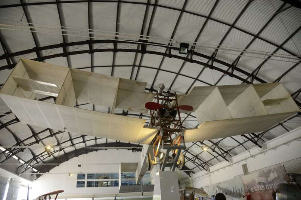 Museu Aeroespacial comemora os 150 anos de nascimento de Santos Dumont