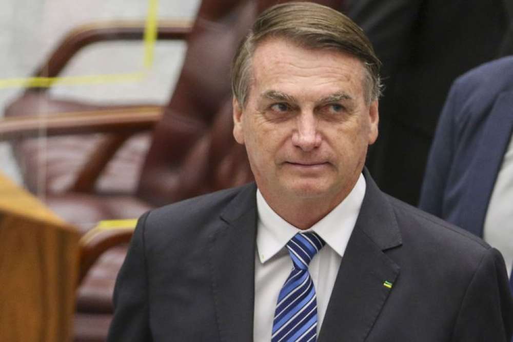 Em nova decisão, Justiça bloqueia mais R$ 370 mil de Bolsonaro