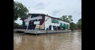 Comunidade do Amapá recebe laboratório-escola flutuante