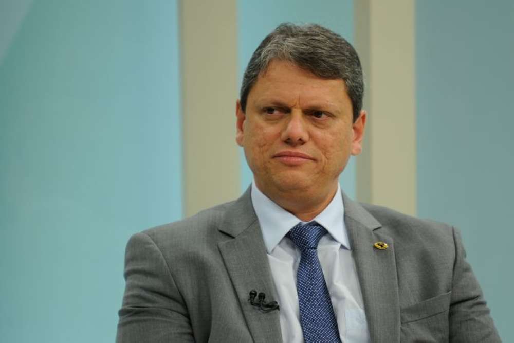 TSE mantém multa aplicada contra Tarcísio por propaganda antecipada