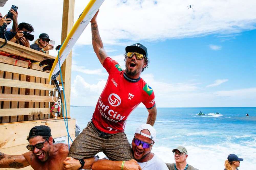 Surfe: Filipe Toledo vence etapa de El Salvador do Circuito Mundial