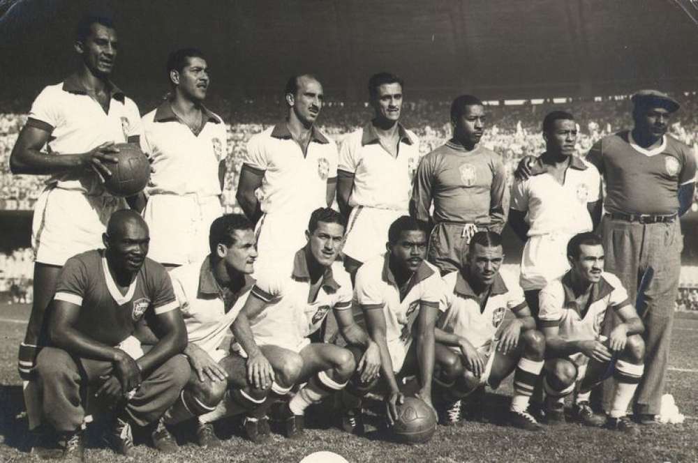 Livro sobre Barbosa mostra racismo enraizado no futebol brasileiro