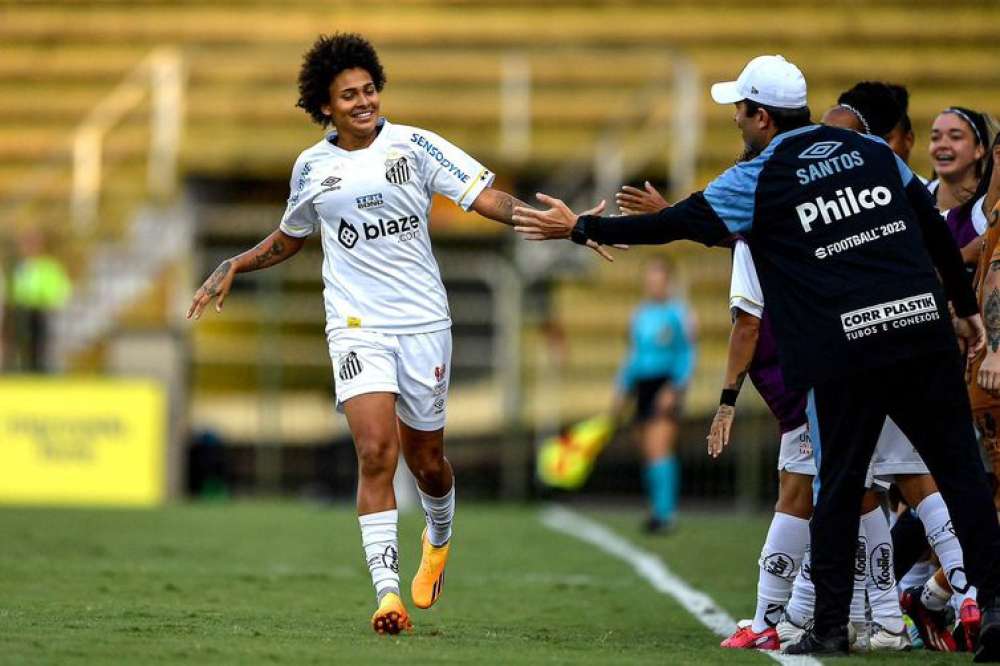 Santos e Ferroviária saem na frente nas quartas do Brasileiro Feminino