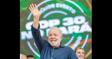 Lula diz que questão ambiental deve passar por dignidade da população