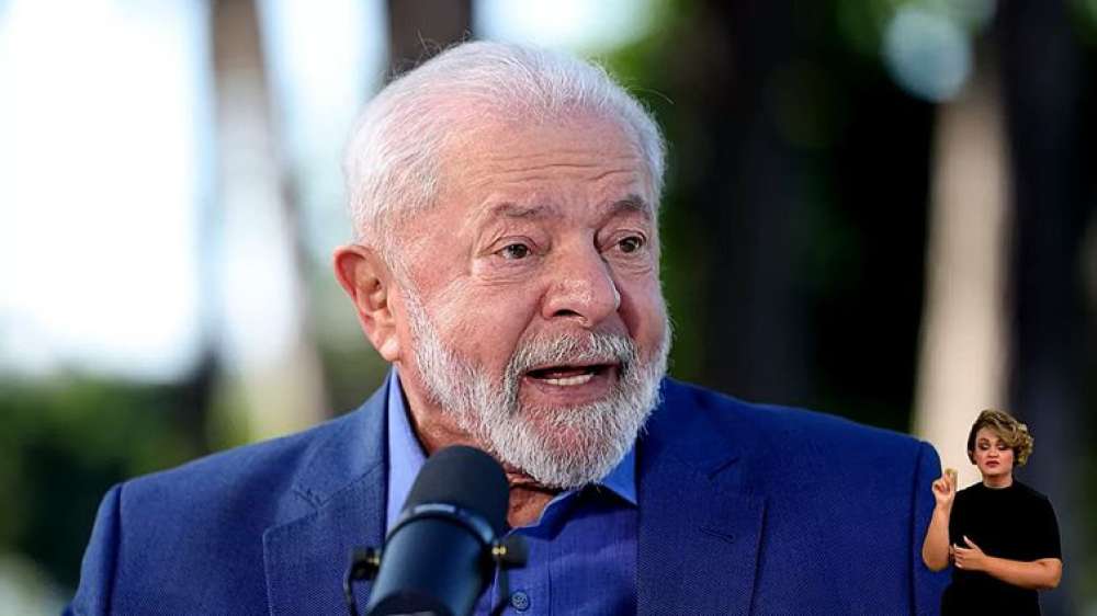 Lula lamenta tiroteio em escola e cobra “caminho para paz”