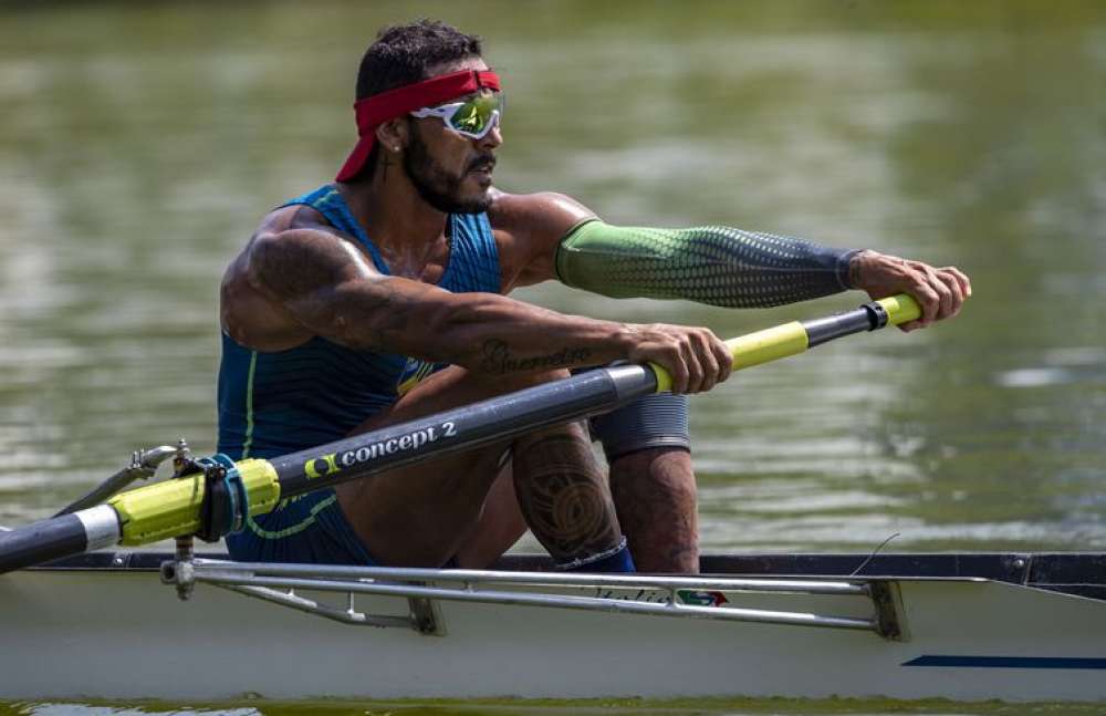 Brasil garante prata na Copa do Mundo de remo paralímpico