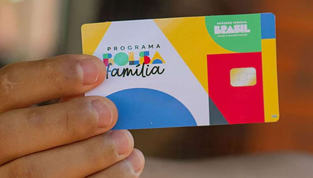 Caixa paga Bolsa Família com novo adicional de R$ 50 a NIS de final 2