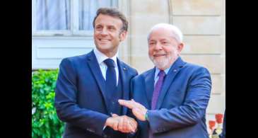 Lula e Macron conversam sobre acordo entre Mercosul e União Europeia