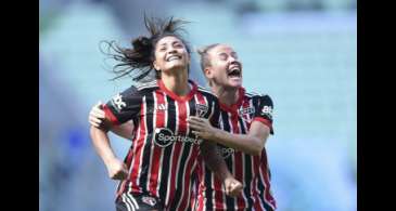 Brasileiro Feminino: São Paulo derrota Palmeiras e alcança semifinal