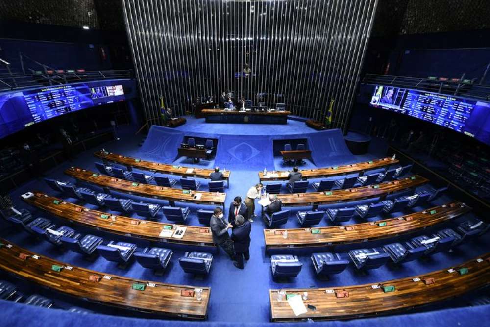 Senado aprova PEC da Transição