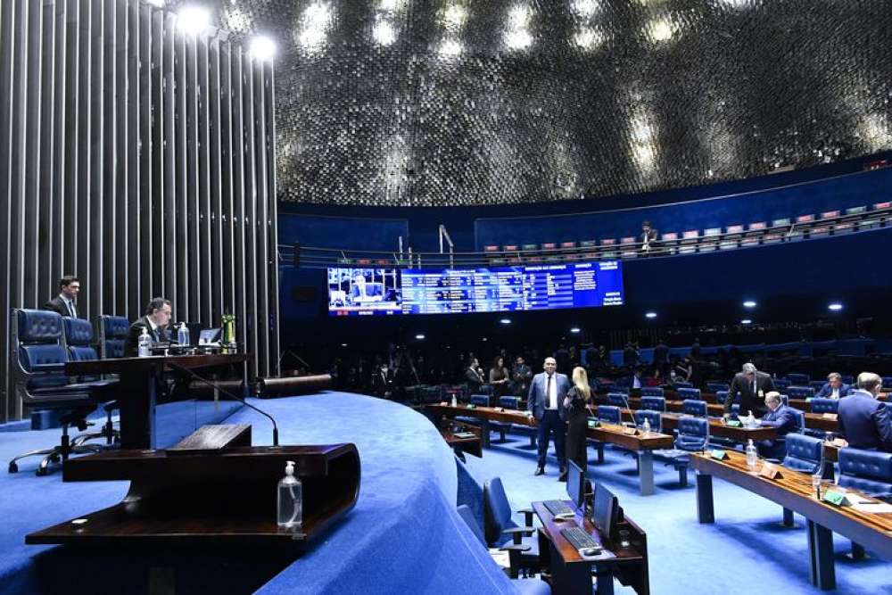 Senado inicia votação da PEC da Transição