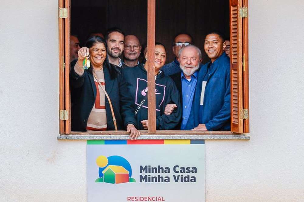 Lula entrega 446 imóveis do Minha Casa, Minha Vida, em Viamão