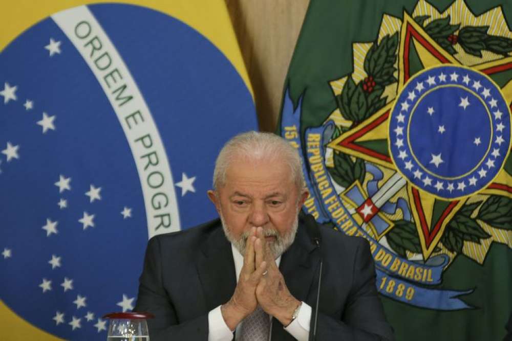 Estado tem que ser o necessário para induzir desenvolvimento, diz Lula