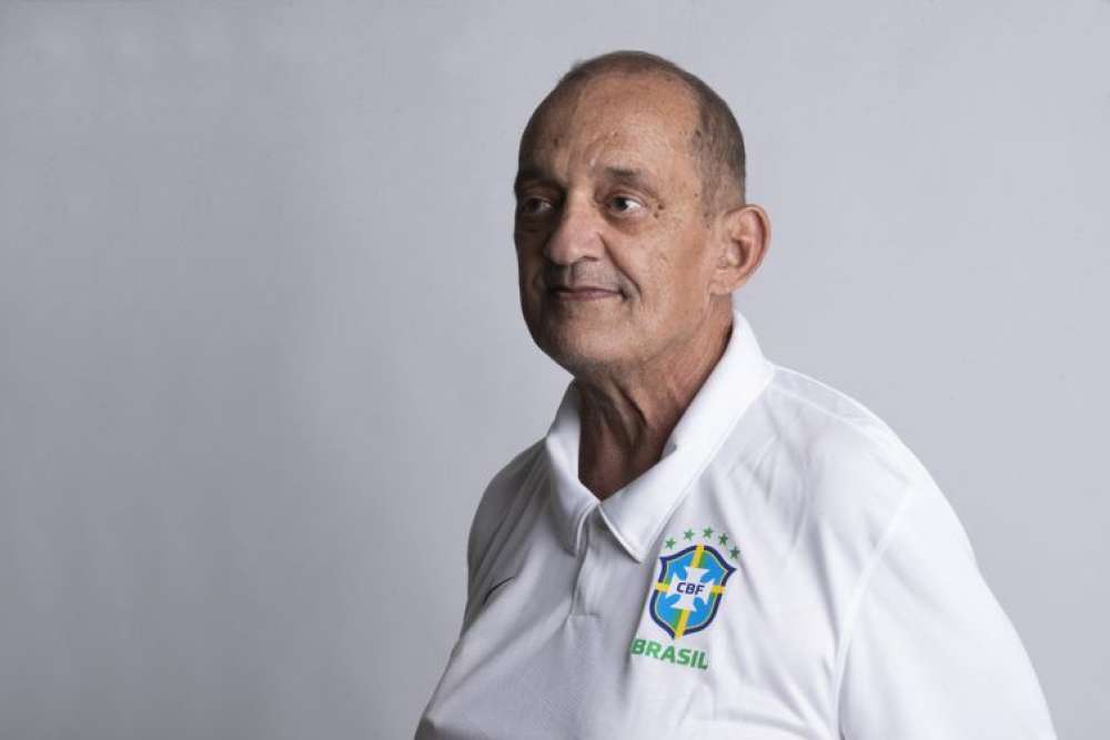 Futsal brasileiro perde o técnico Fernando Ferretti