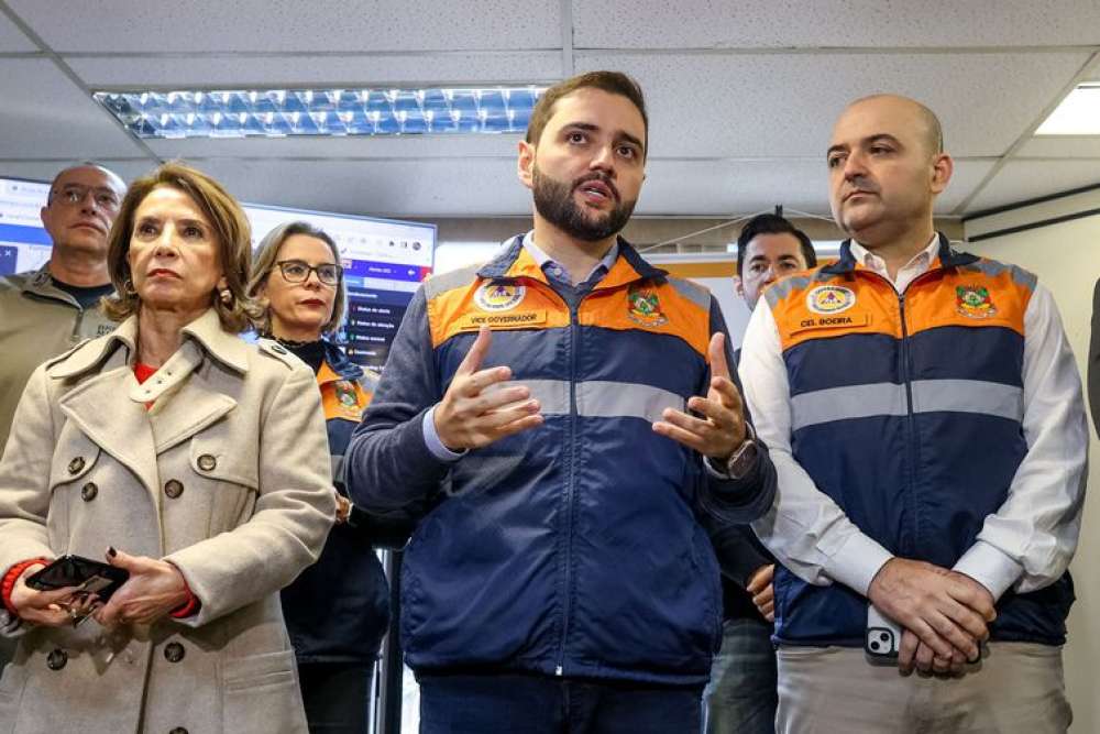 Rio Grande do Sul permanece em alerta por causa de ciclone