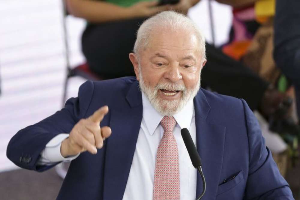 Lula defende destinação de imóveis da União abandonados para sem-teto