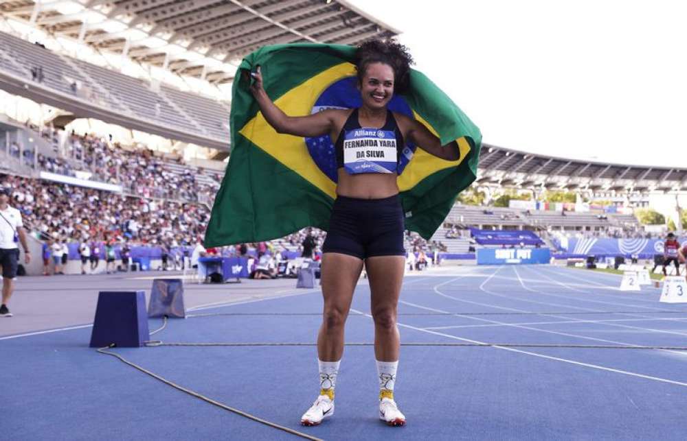 Mundial: Fernanda Yara é ouro e Brasil sobe ao pódio outras 6 vezes