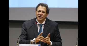 Haddad discute pauta econômica do segundo semestre com Lira