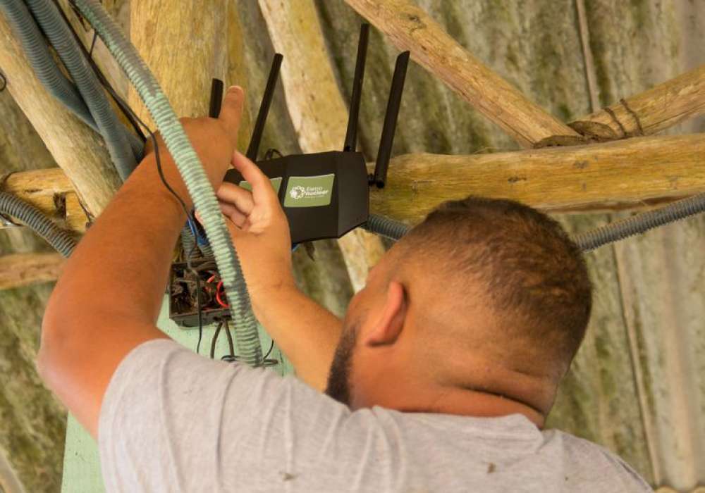 Eletronuclear instala internet em aldeias e quilombos na Costa Verde