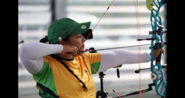 Jane Karla brilha no Mundial de tiro com arco paralímpico