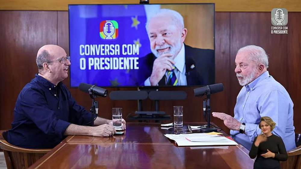 Lula passará por cirurgia no quadril em outubro