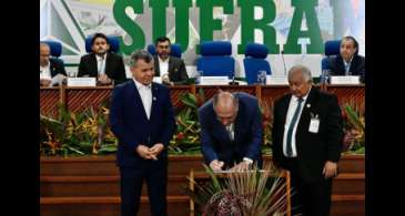 Alckmin assina contrato de gestão do Centro de Bionegócios da Amazônia