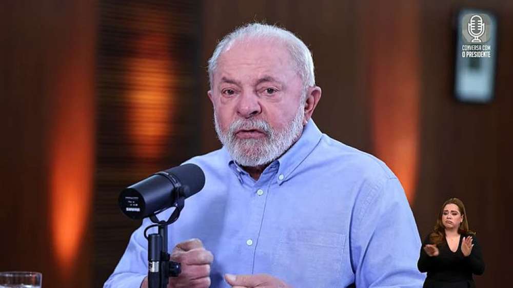 Lula passa por novo procedimento em hospital em Brasília