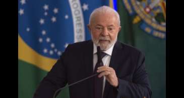 Lula fará infiltração no quadril em hospital de Brasília nesta quarta