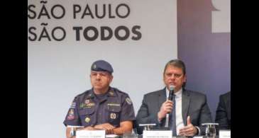 Operação policial na Cracolândia neste domingo termina com 15 presos