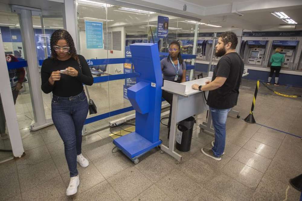 UFRJ faz levantamento de golpes pelas redes usando o Desenrola Brasil