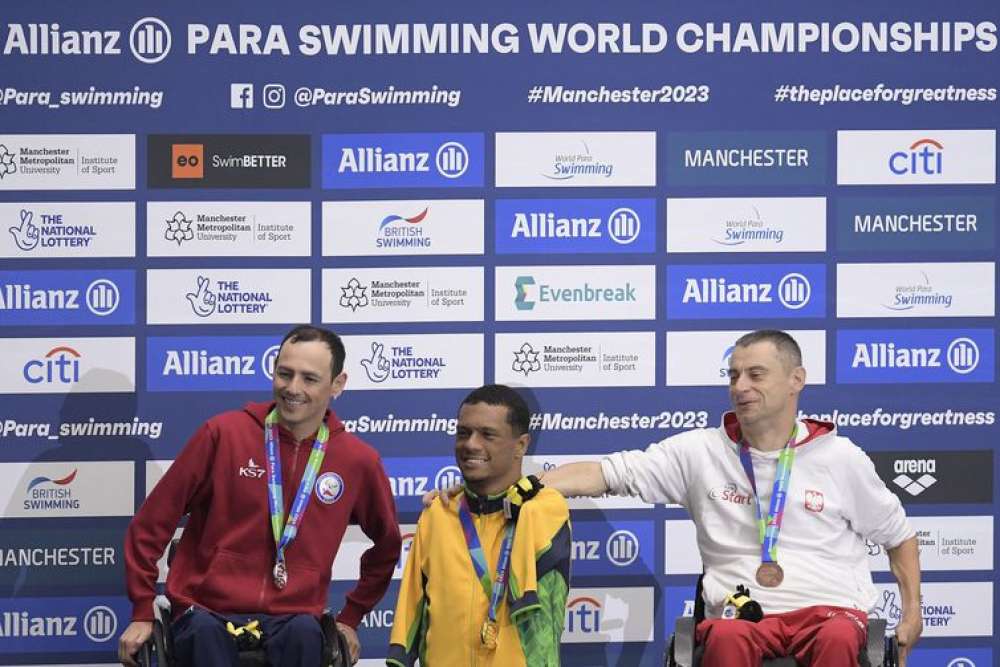 Natação paralímpica: Brasil garante 6 pódios no Mundial, 4 com ouro